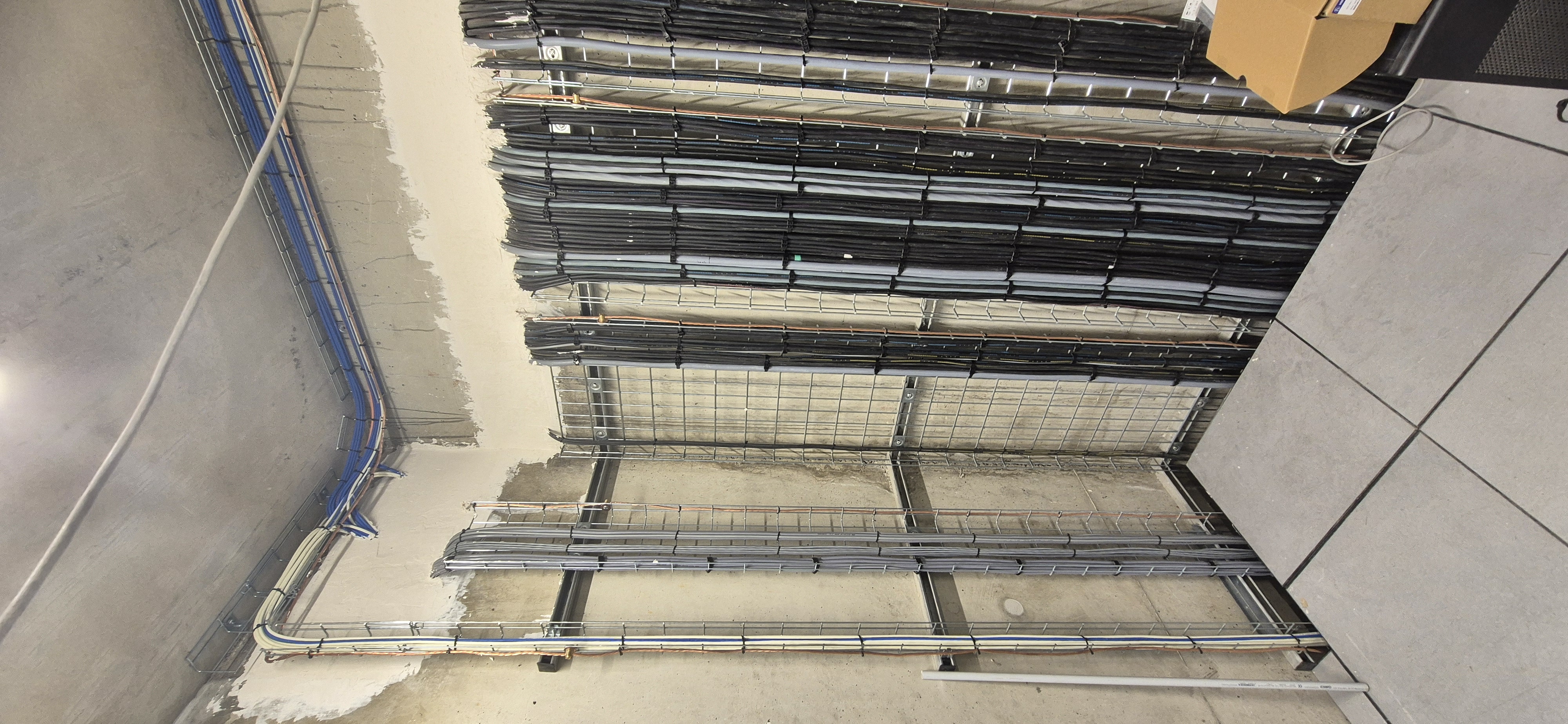 Installation électrique usine